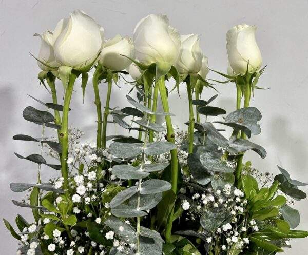 Arreglos Florales Funebres - Torre Rosas Blancas